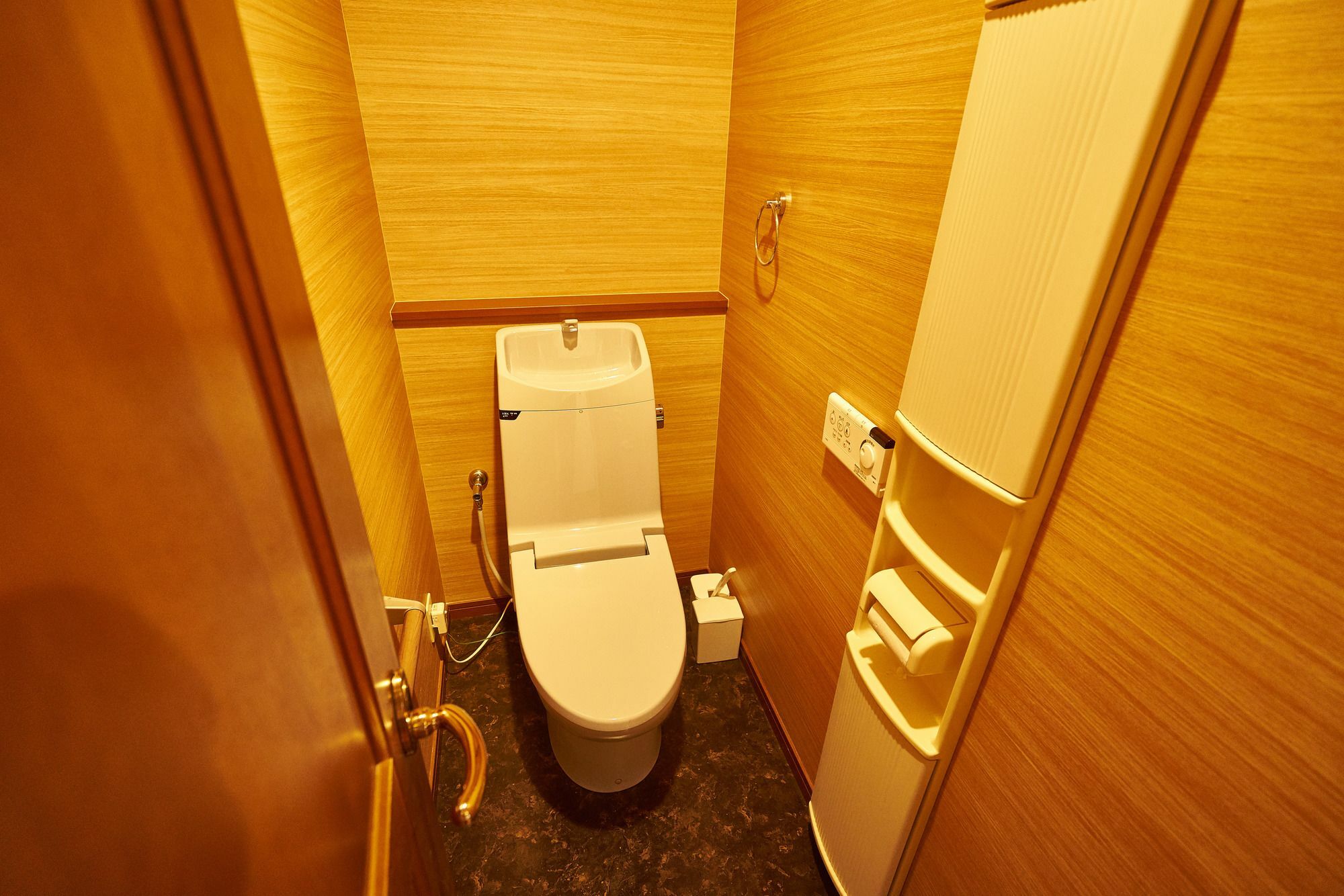 Guesthouse Nijo Fukuro-Tei Киото Екстериор снимка